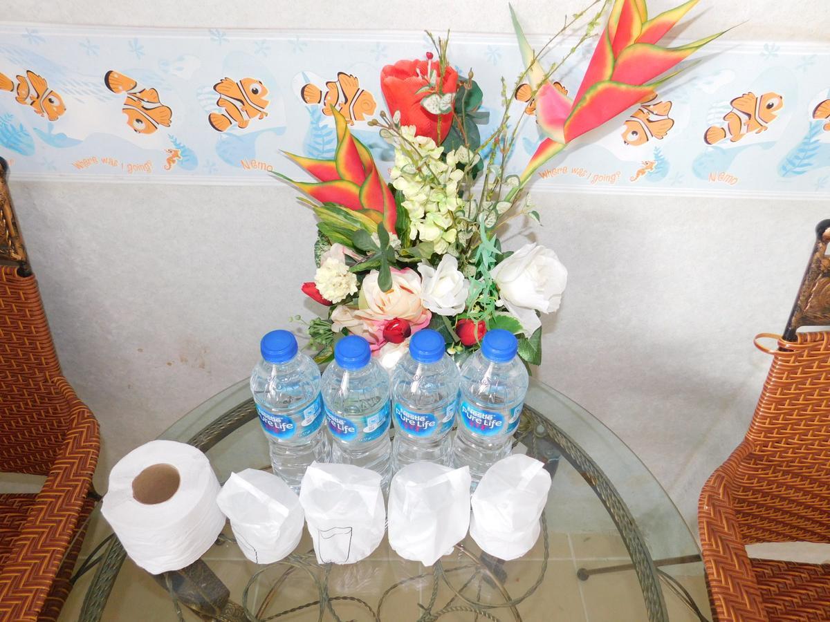 Be Fine Guesthouse Phuket Buitenkant foto